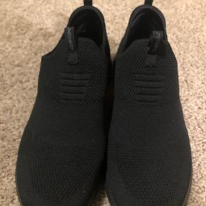 Skechers Woman’s  First Take stretch Memory Foam Slip On Ultra Flex Black Size 7